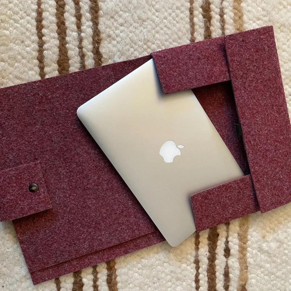 Wool laptop case